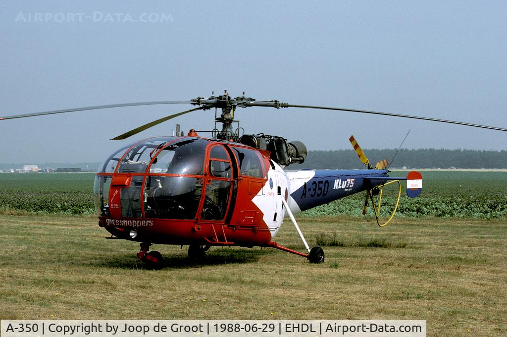 A-350, Sud SE-3160 Alouette III C/N 1350, The famous Grasshoppers display team on the Deelen air show. On the tail boom the KLu75 markings.