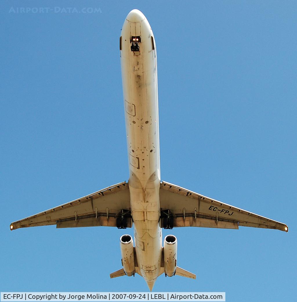 EC-FPJ, 1992 McDonnell Douglas MD-88 C/N 53310, Clear to land RWY 25R.