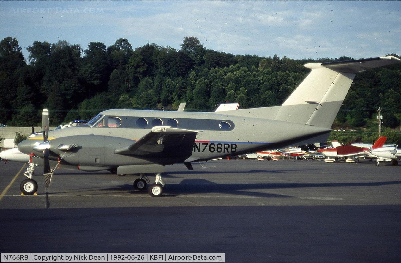 N766RB, 1982 Beech F90 King Air King Air C/N LA-176, KBFI (Currently registered N517AB)