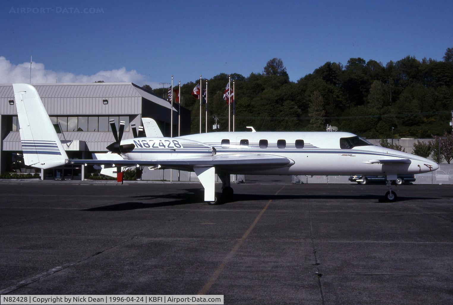 N82428, 1992 Beech 2000A Starship 1 Starship 1 C/N NC-28, KBFI