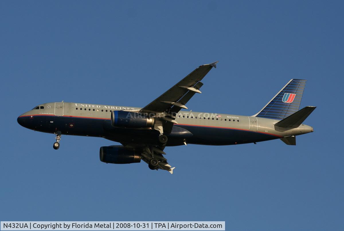 N432UA, 1996 Airbus A320-232 C/N 587, United A320