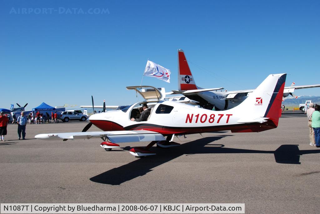 N1087T, 2008 Cessna LC41-550FG C/N 411033, Parked on display.