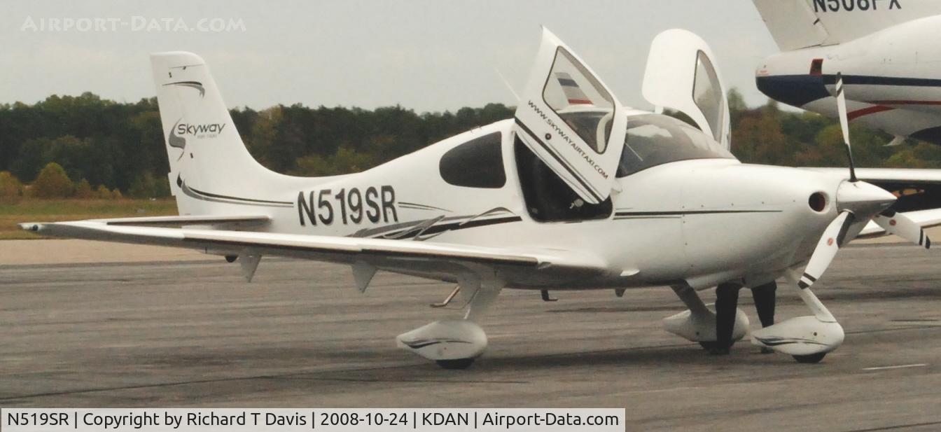 N519SR, 2006 Cirrus SR22 GTS C/N 2072, 2006 Cirrus SR22 in Danville Va.