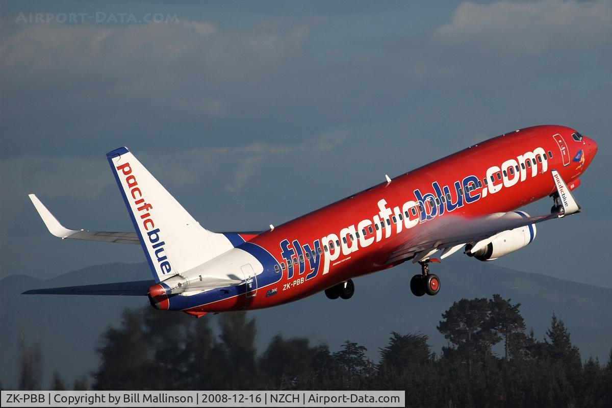 ZK-PBB, 2003 Boeing 737-8FE C/N 33797, Early morning departure to BNE