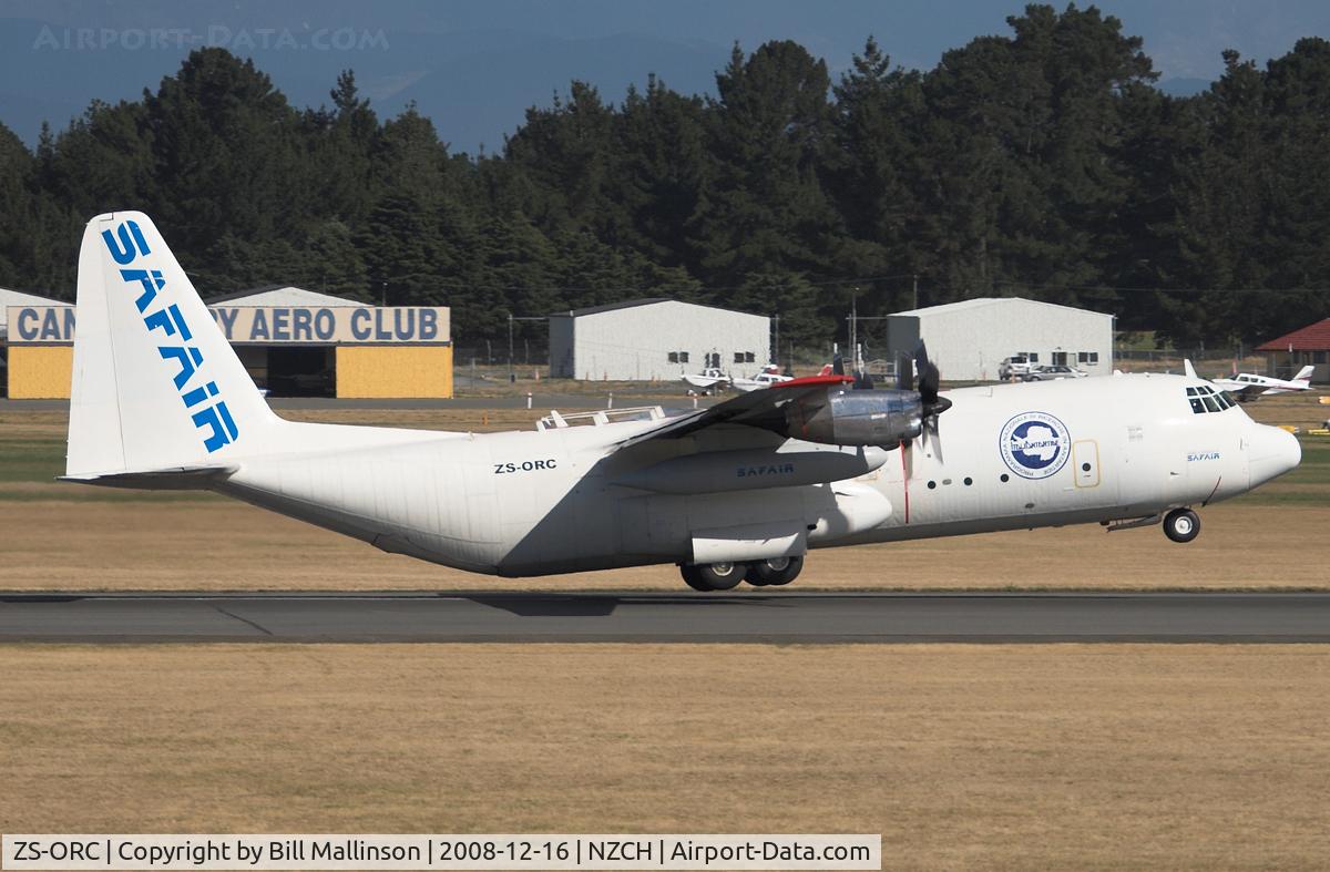 ZS-ORC, 2004 Lockheed L-100-30 Hercules (L-382G) C/N 382-4388, On its way to the Antarctic (Pegasus ice runway)