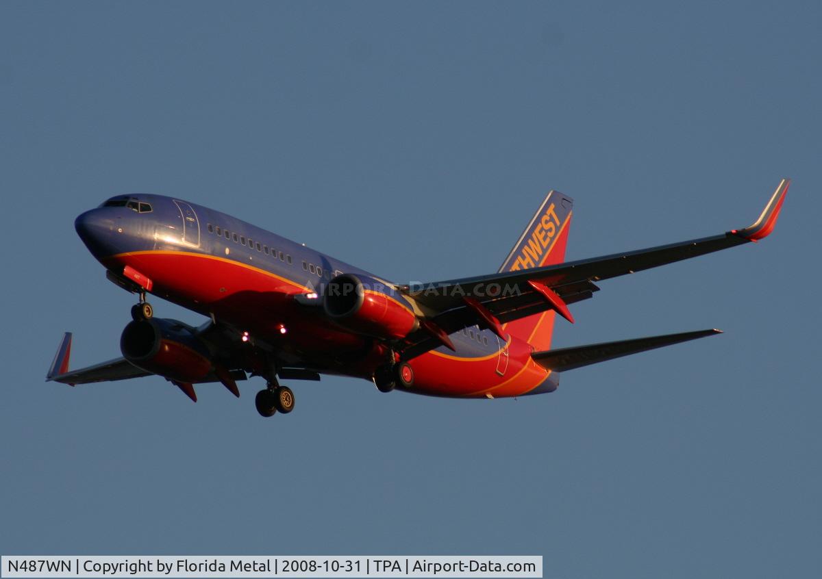 N487WN, 2004 Boeing 737-7H4 C/N 33854, Southwest 737-700