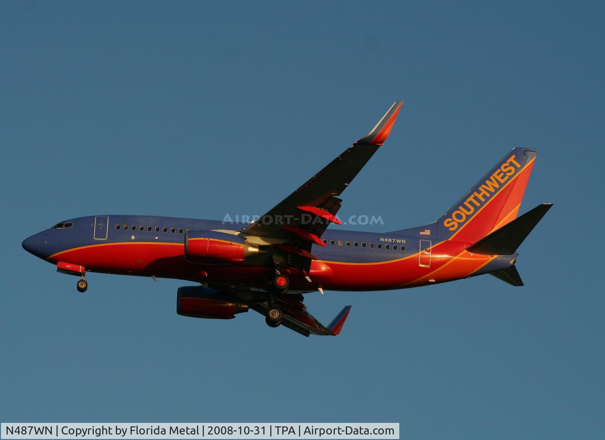 N487WN, 2004 Boeing 737-7H4 C/N 33854, Southwest 737-700
