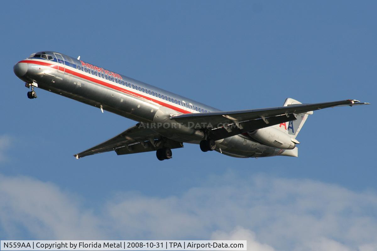 N559AA, 1991 McDonnell Douglas MD-82 (DC-9-82) C/N 53089, American MD-80