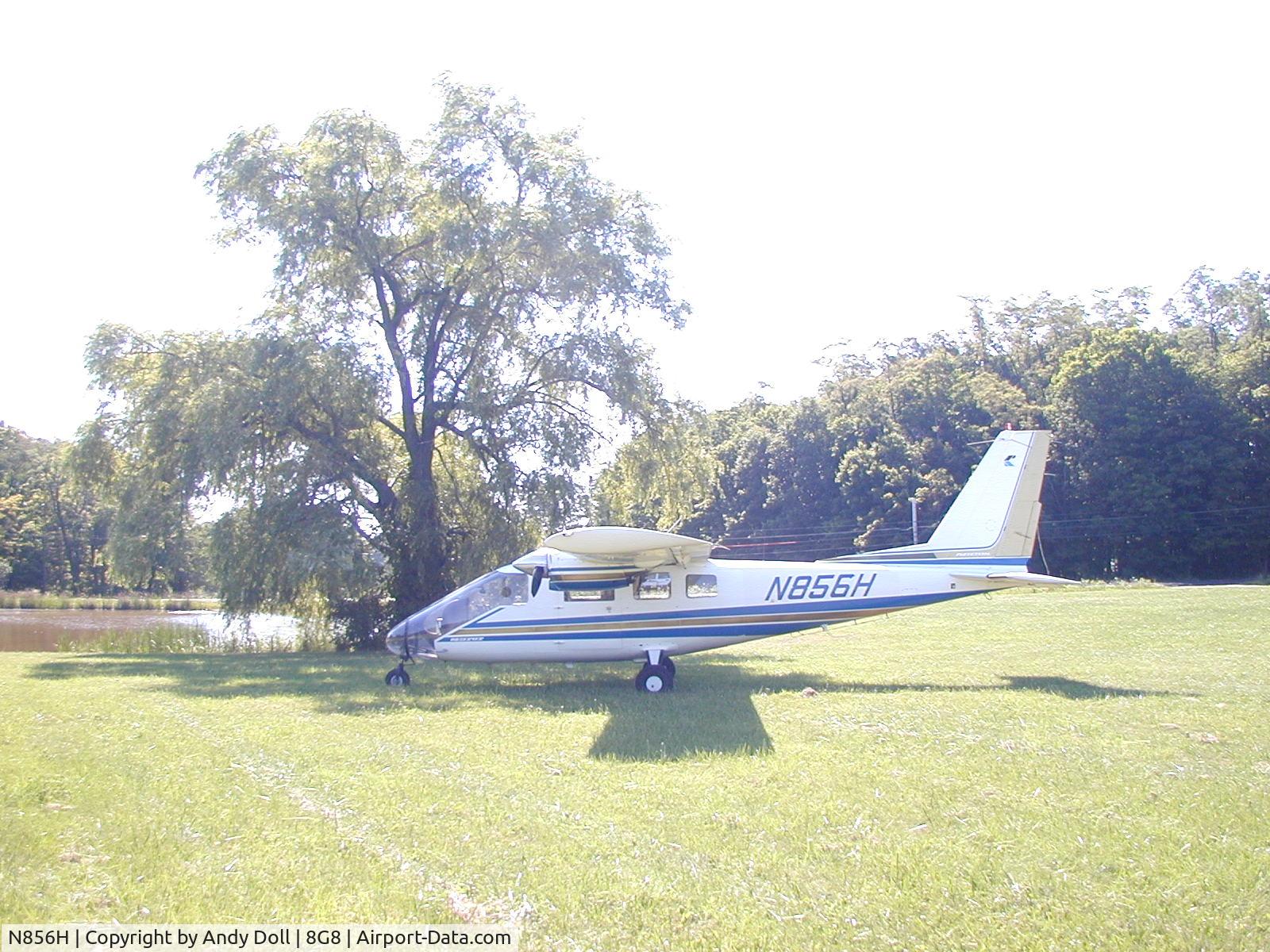 N856H, 1982 Partenavia P-68 Observer C/N 256-06-0B, P-68 Airport inspection