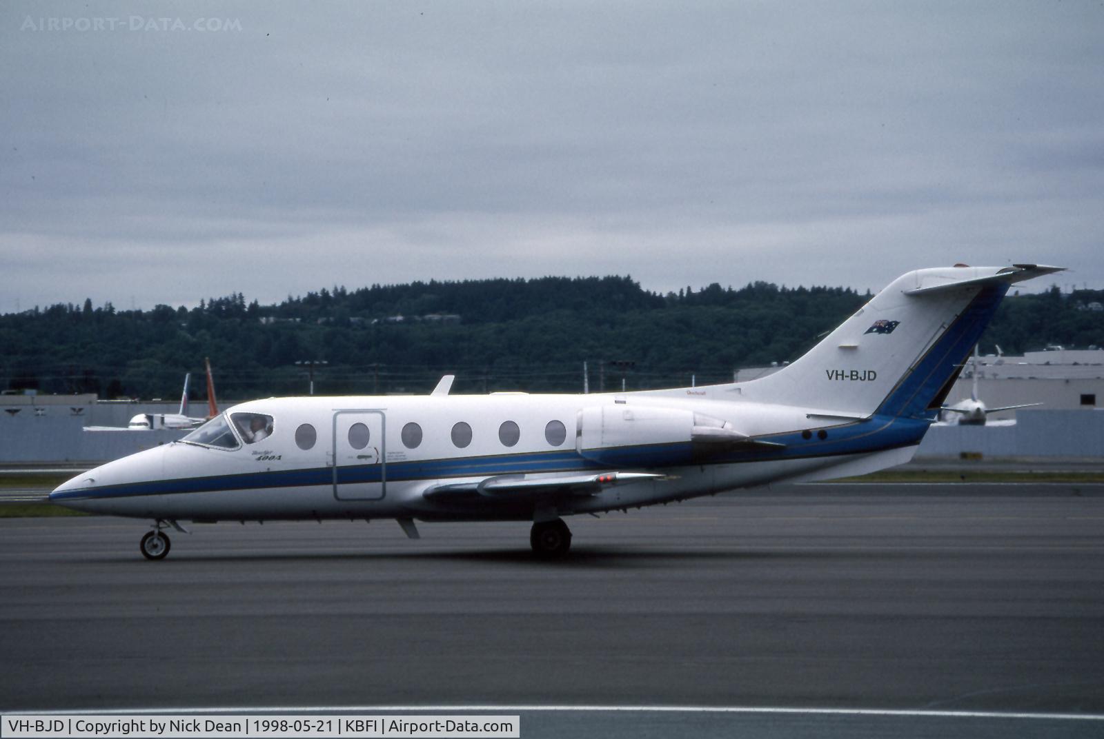 VH-BJD, 1992 Beech 400A Beechjet C/N RK-35, KBFI (Seen here as VH-BJD currently registered N492AM)