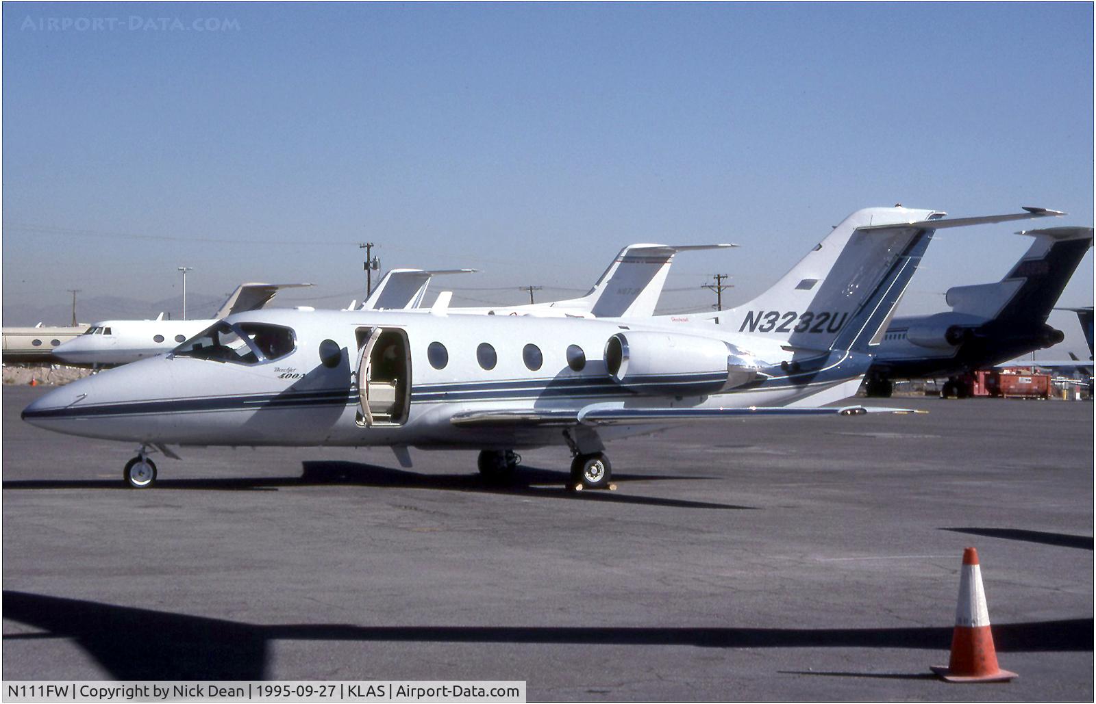 N111FW, Beech 400A Beechjet C/N RK-102, KLAS (RK-102 seen here as N3232U currently registered as posted N111FW)