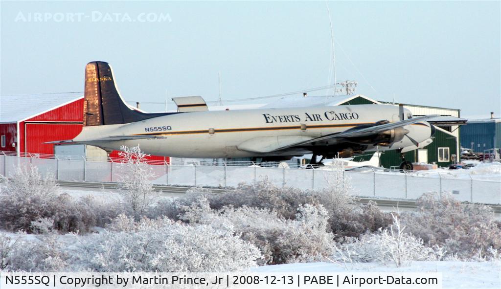 N555SQ, 1957 Douglas DC-6B C/N 45137, Everts offloading in Bethel