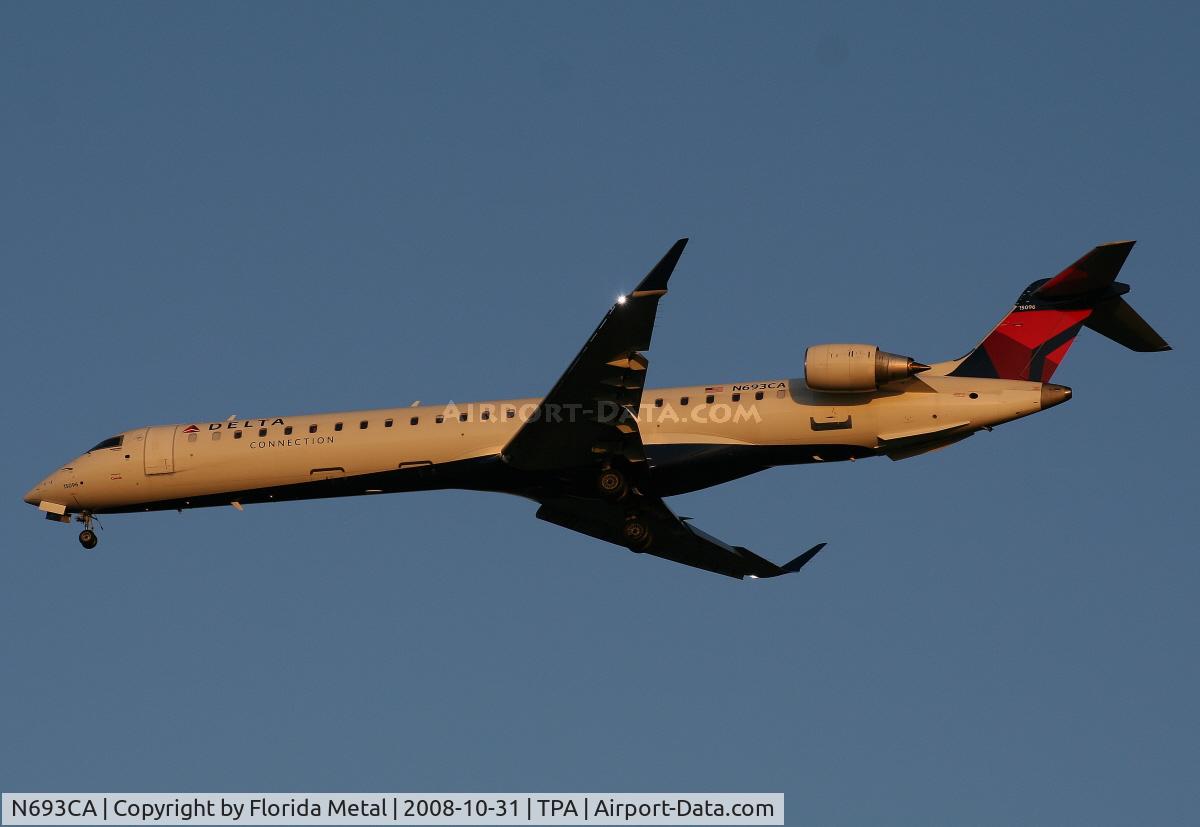 N693CA, 2006 Bombardier CRJ-900ER (CL-600-2D24) C/N 15096, Comair CRJ-900