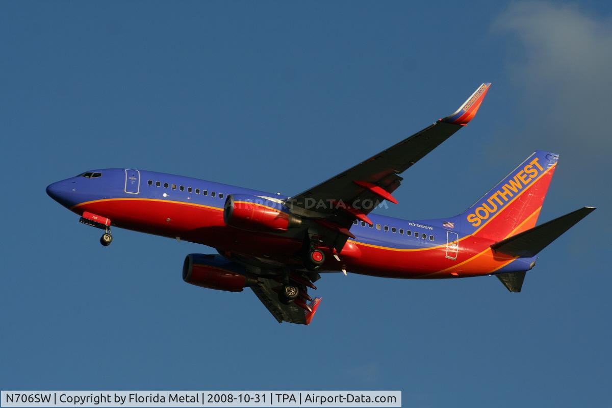 N706SW, 1998 Boeing 737-7H4 C/N 27840, Southwest 737-700
