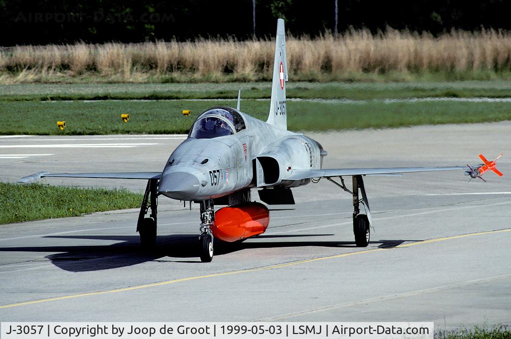 J-3057, Northrop F-5E Tiger II C/N L.1057, After return from a mission this Tiger is about to cross the public road towards the Kaverne.