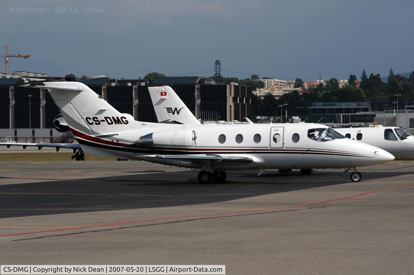 CS-DMG, 2005 Raytheon Beechjet 400A C/N RK-417, LSGG