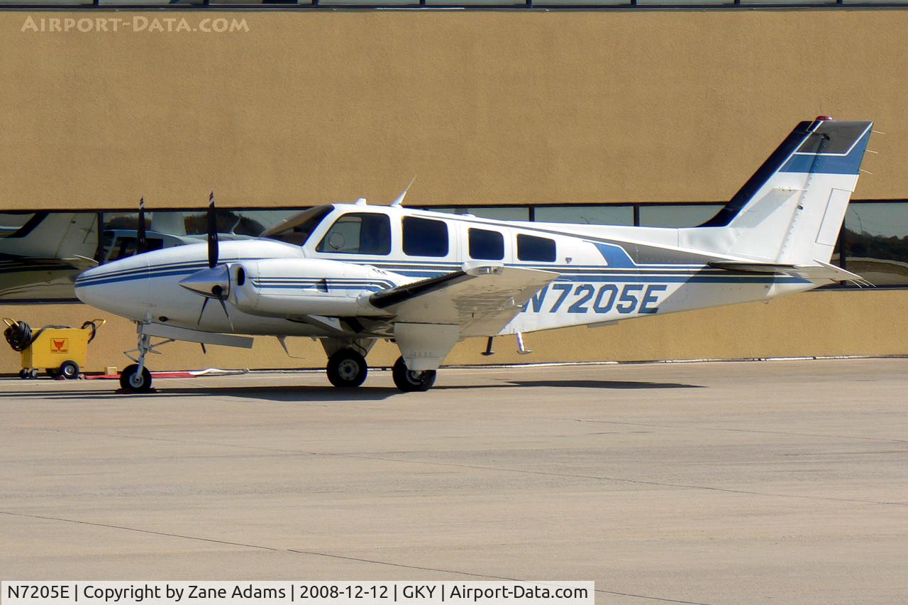 N7205E, 1984 Beech 58P Baron C/N TJ-458, At Arlington Municipal