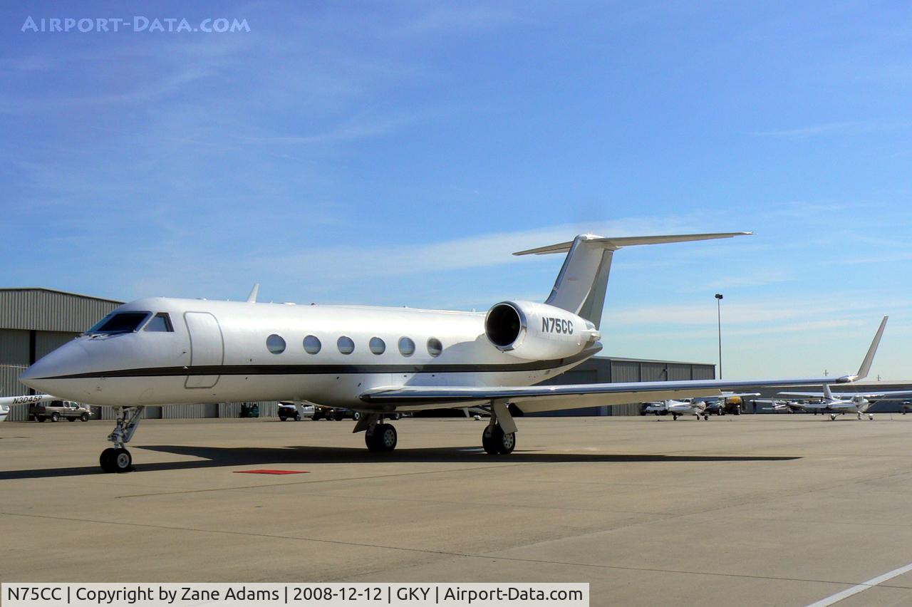N75CC, 1991 Gulfstream Aerospace G-IV C/N 1182, At Arlington Municipal