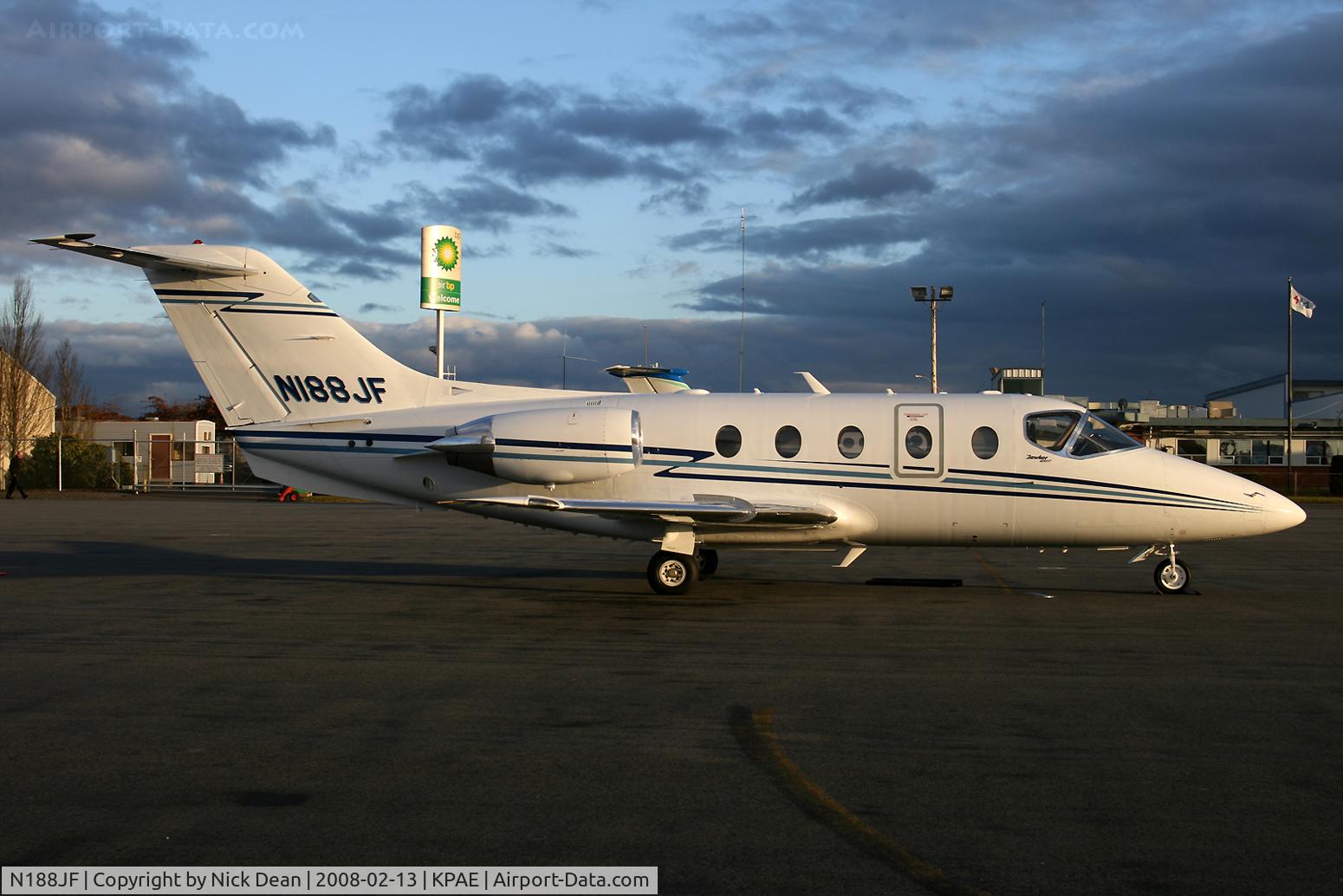 N188JF, Raytheon Aircraft Company 400A C/N RK-446, KPAE