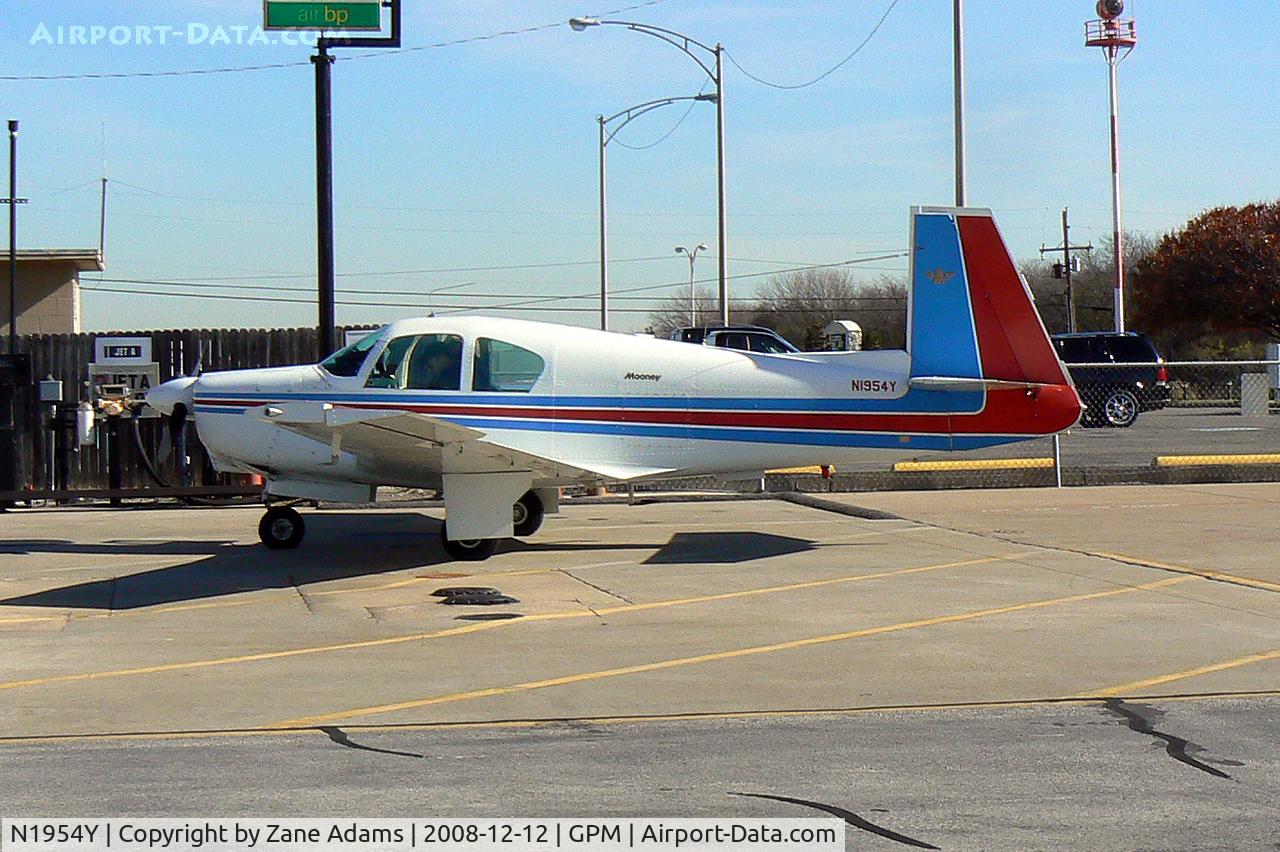 N1954Y, 1964 Mooney M20C Ranger C/N 2691, At Grand Prairie Municipal
