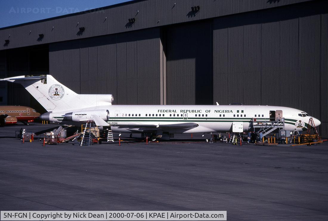 5N-FGN, 1982 Boeing 727-2N6 RE C/N 22825, KPAE
