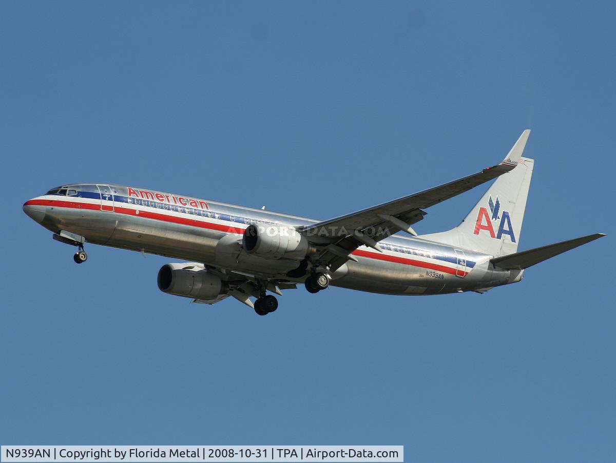 N939AN, 2000 Boeing 737-823 C/N 30083, American 737-800