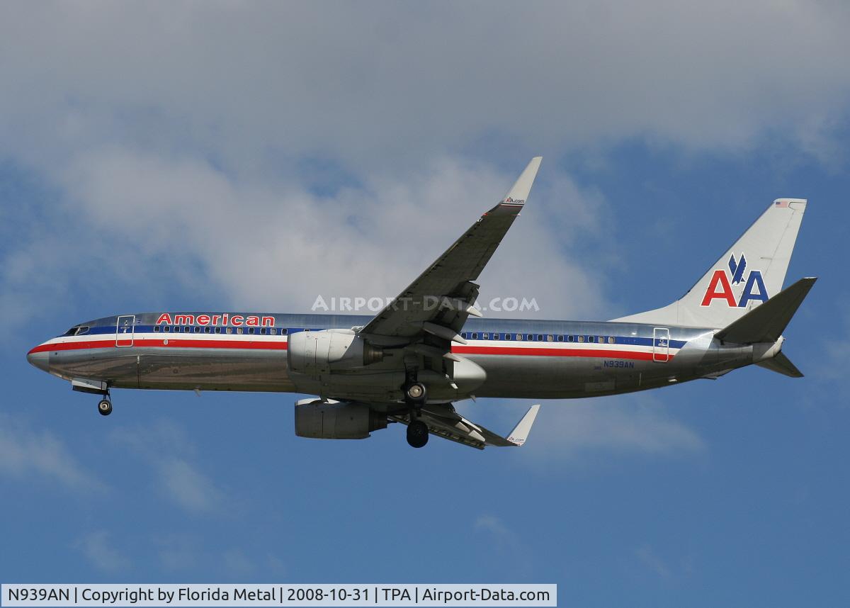 N939AN, 2000 Boeing 737-823 C/N 30083, American 737-800