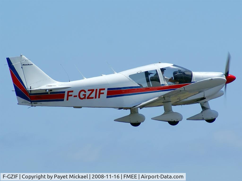 F-GZIF, 1979 Robin R-1180T Aiglon C/N 244, Taking off from rwy 12