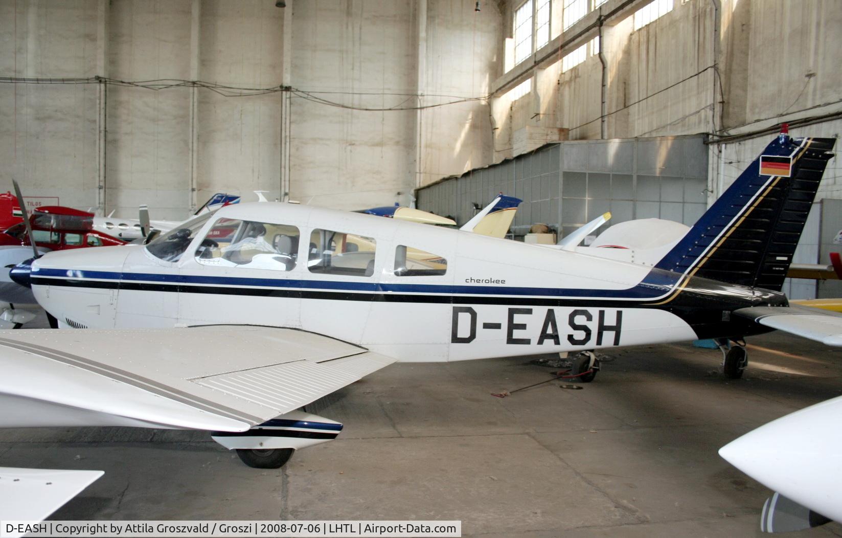 D-EASH, 1975 Piper PA-28-180 Cherokee Archer C/N 28-7505038, Tököl airport,  LHTL Hungary