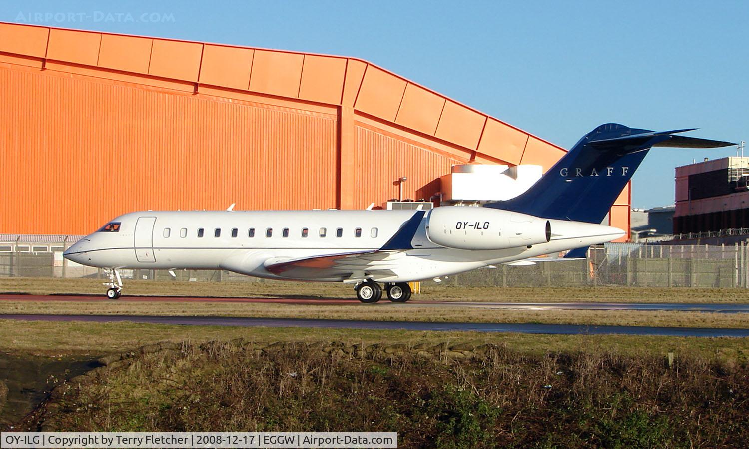 OY-ILG, 2004 Bombardier BD-700 1A10 Global Express C/N 9163, Danish registered Gobal Express arrives using ' Vampire' callsign