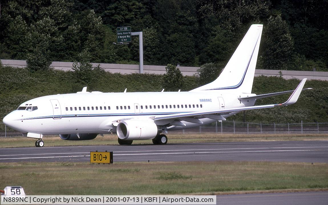 N889NC, 1999 Boeing 737-7AV C/N 30070, KBFI