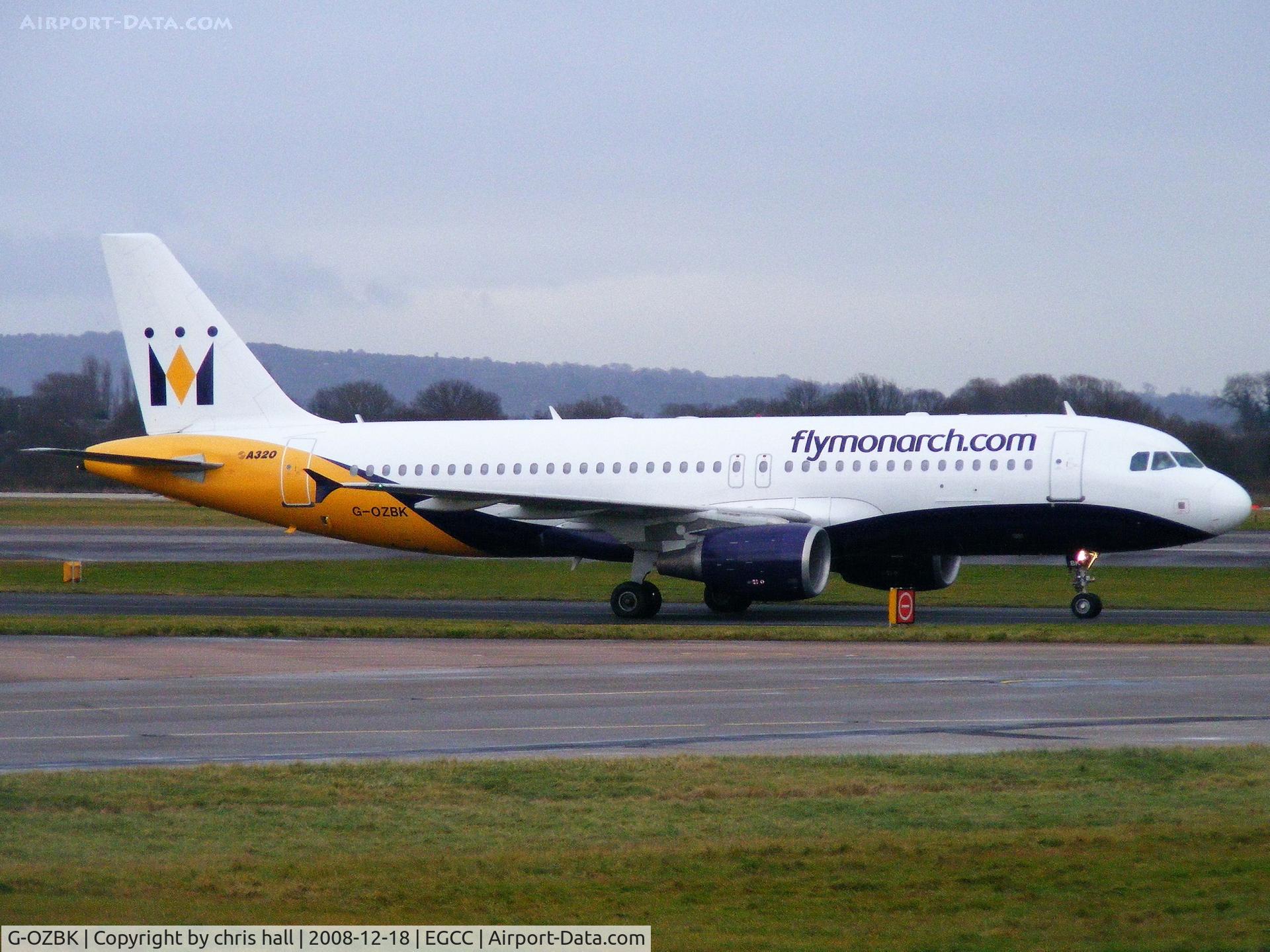 G-OZBK, 2000 Airbus A320-214 C/N 1370, Monarch