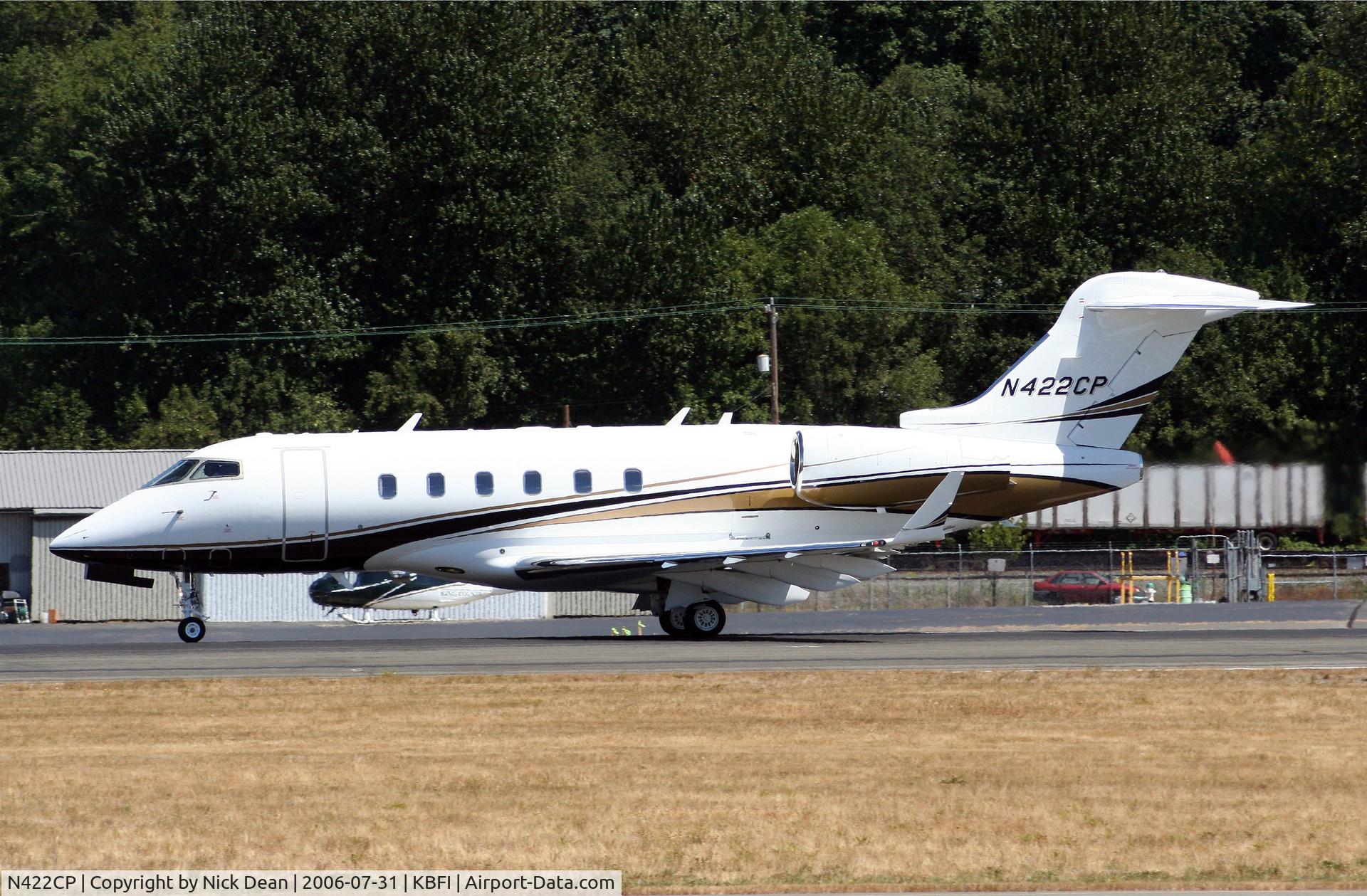 N422CP, 2005 Bombardier Challenger 300 (BD-100-1A10) C/N 20061, KBFI