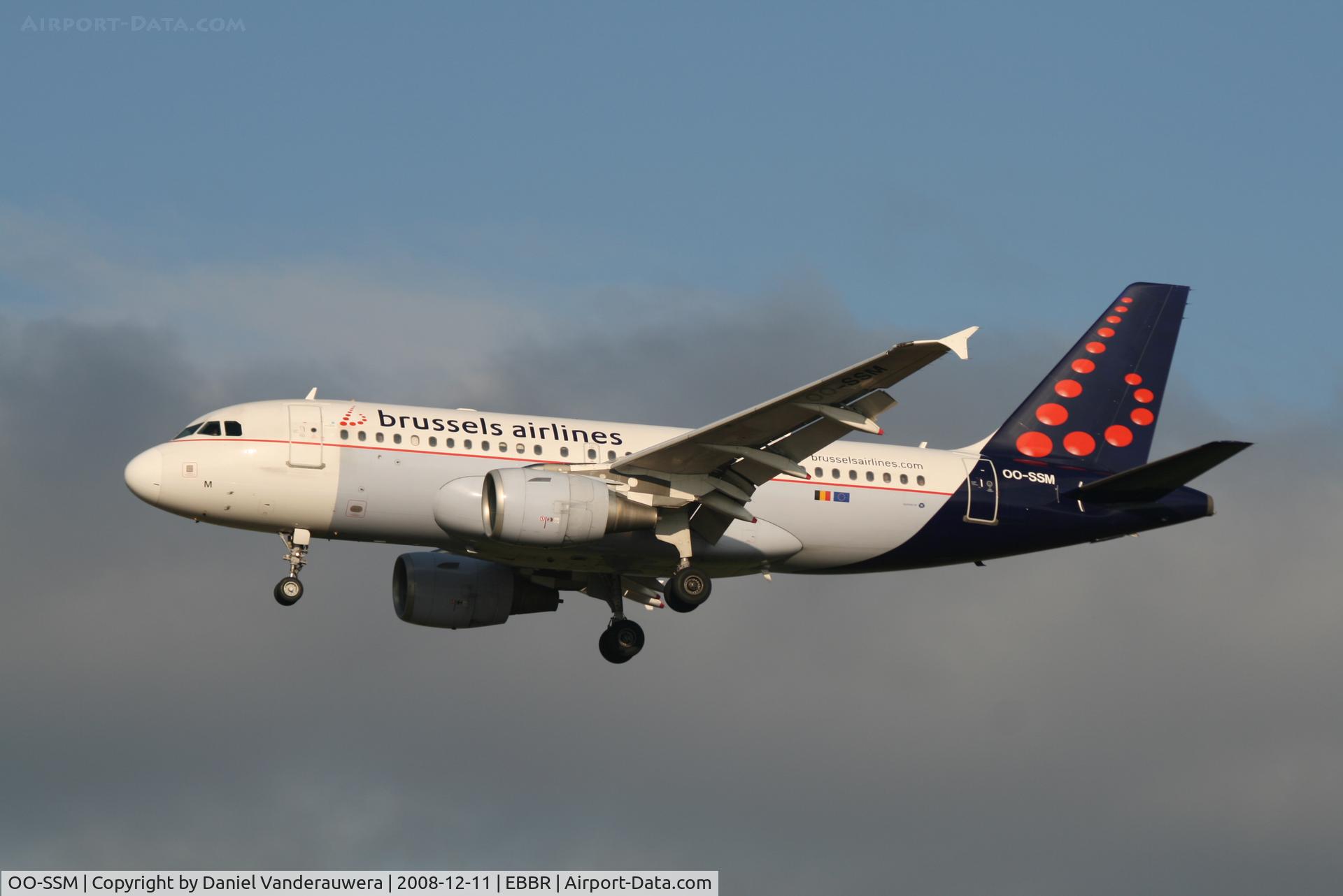 OO-SSM, 2000 Airbus A319-112 C/N 1388, arrival of flight SN2824 to rwy 25L