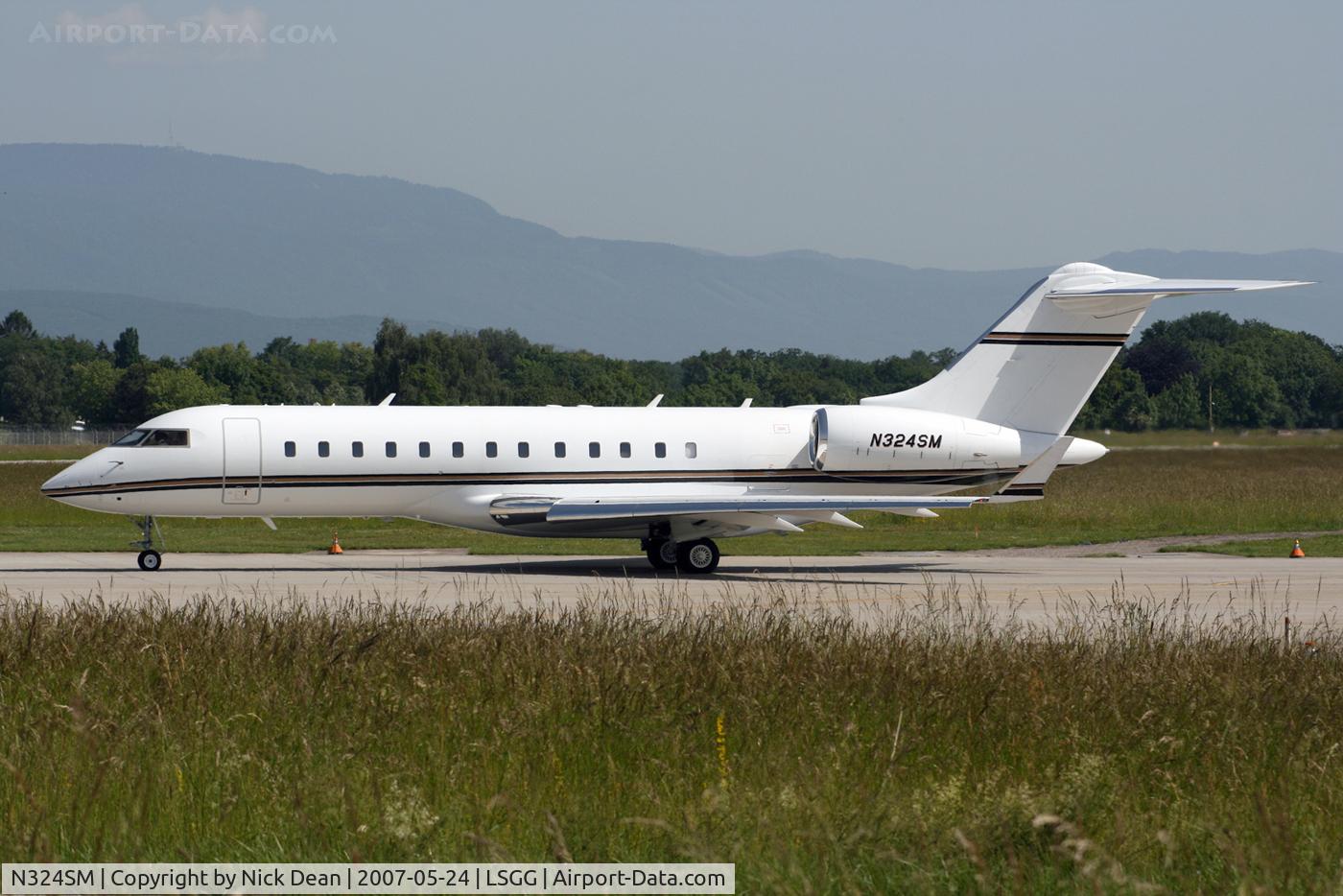 N324SM, 1999 Bombardier BD-700-1A10 Global Express C/N 9023, LSGG