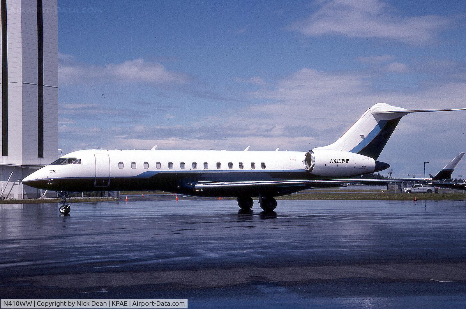N410WW, 2000 Bombardier BD-700-1A10 Global Express C/N 9047, KPAE