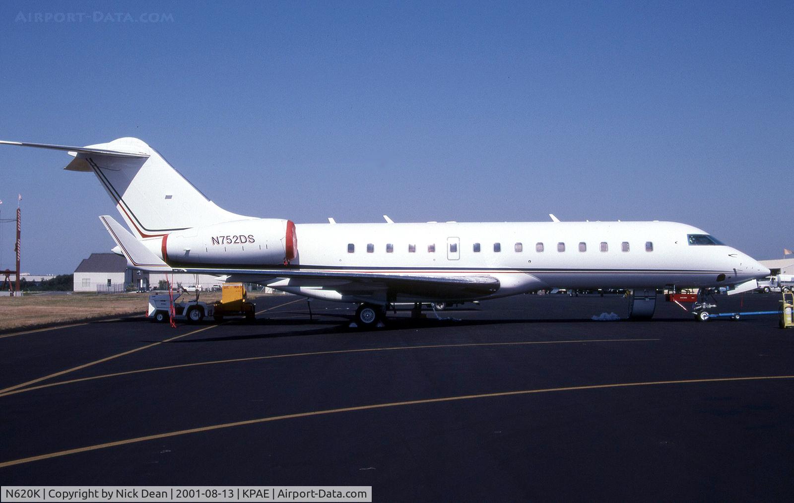 N620K, 2000 Bombardier BD-700-1A10 Global Express C/N 9052, KPAE (Seen here pre delivery at Goodrich when they were doing Globex completions this frame went to Kodak and is now registered as posted N620K)