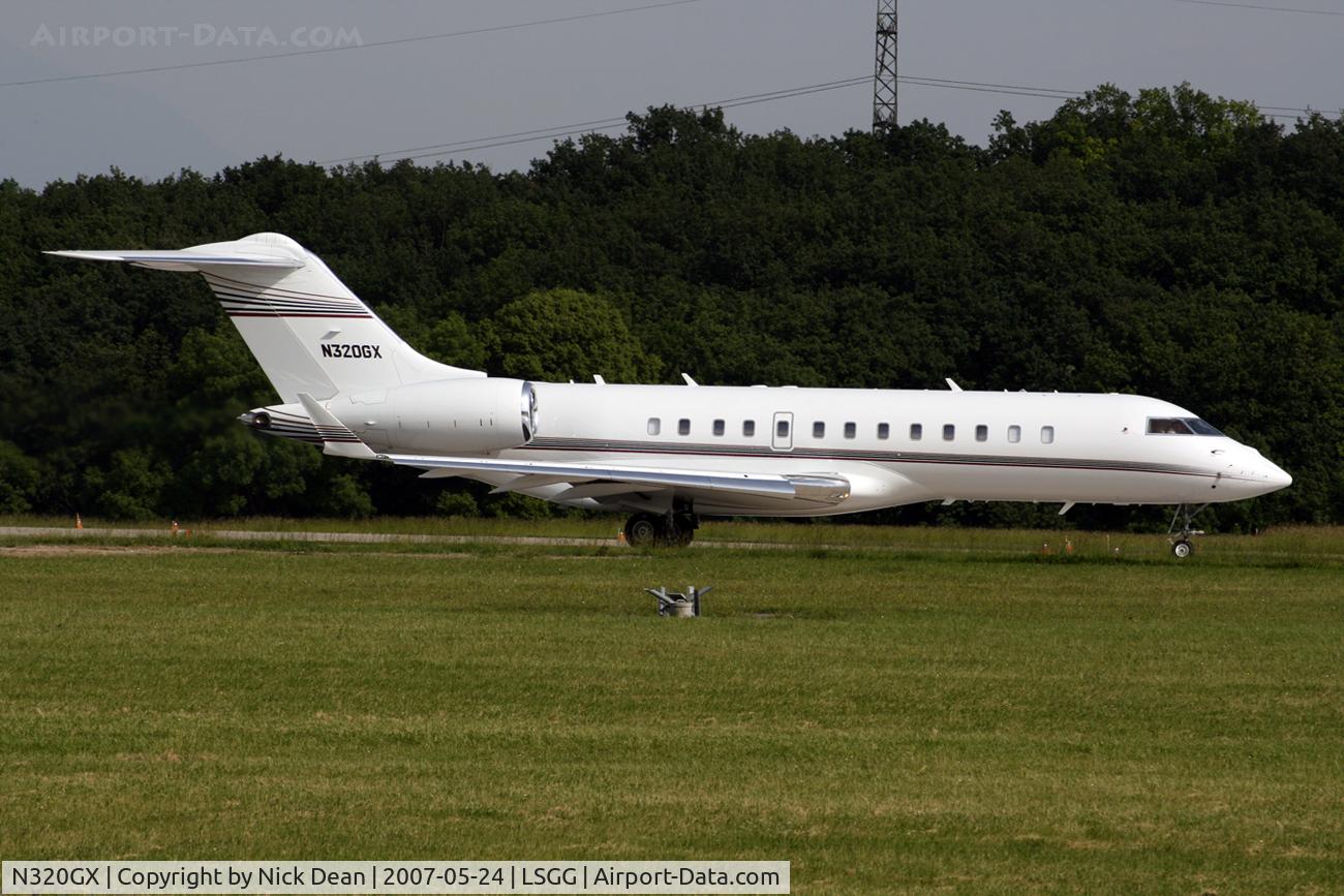 N320GX, 2002 Bombardier BD-700-1A10 Global Express C/N 9116, LSGG