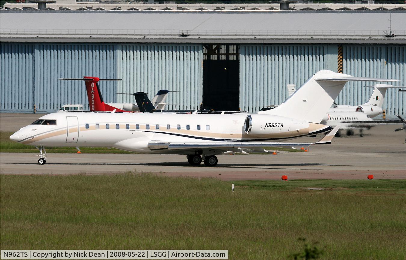 N962TS, 2007 Bombardier BD-700-1A10 Global Express C/N 9262, LSGG