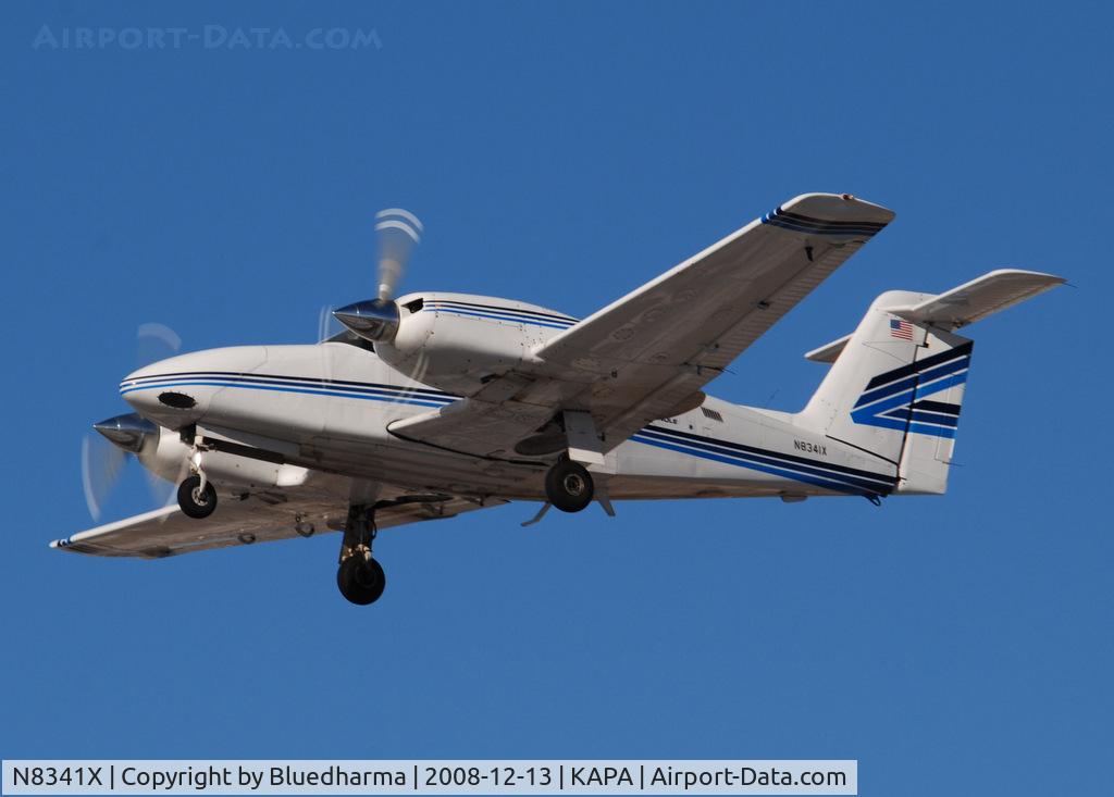 N8341X, Piper PA-44-180T Turbo Seminole C/N 44-8107043, Landing on 17L on a very windy day.