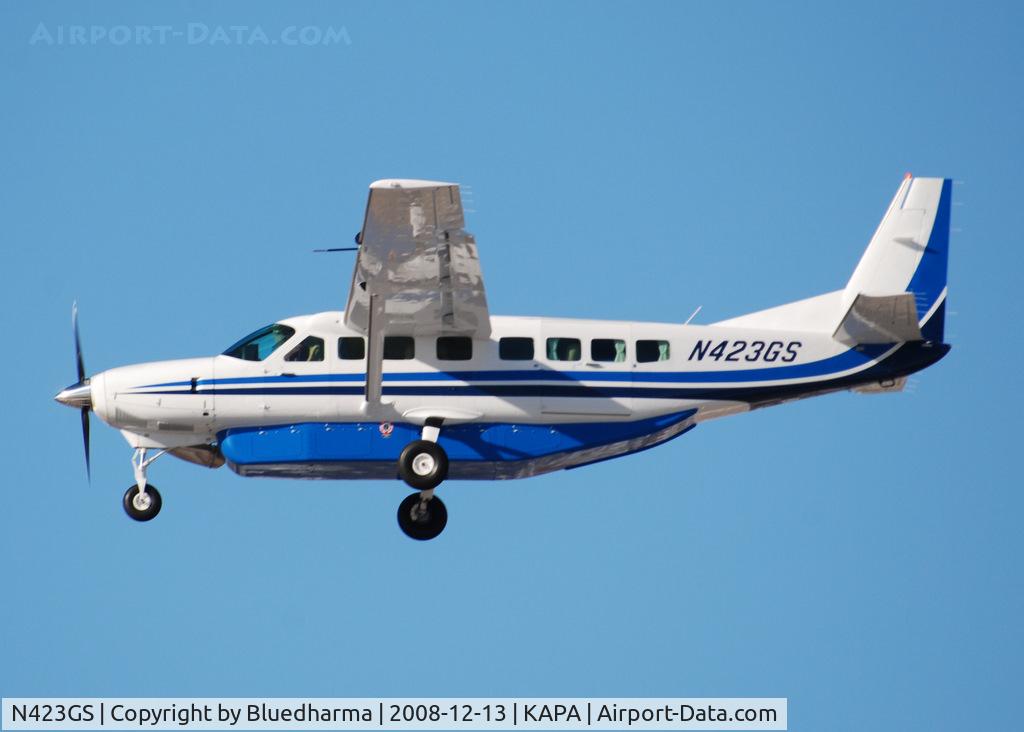 N423GS, 2008 Cessna 208B Grand Caravan C/N 208B2048, Landing on 17L on a very windy day.