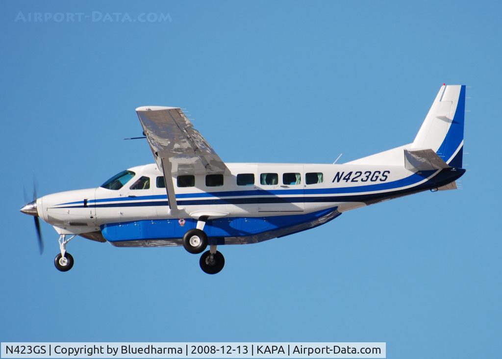 N423GS, 2008 Cessna 208B Grand Caravan C/N 208B2048, Landing on 17L on a very windy day.