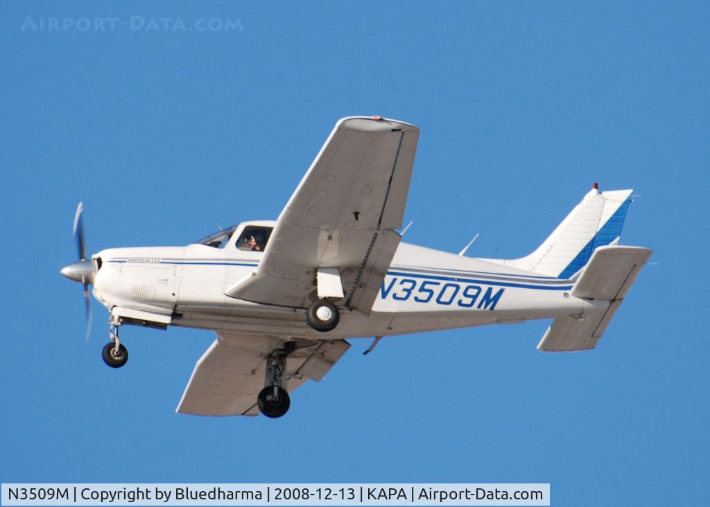 N3509M, 1978 Piper PA-28R-201 Cherokee Arrow III C/N 28R-7837119, On final to 17L.