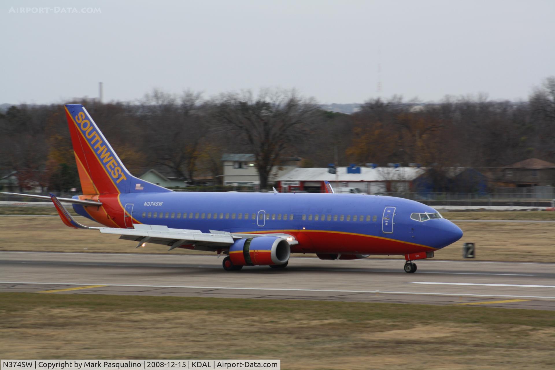 N374SW, 1993 Boeing 737-3H4 C/N 26582, Boeing 737-300
