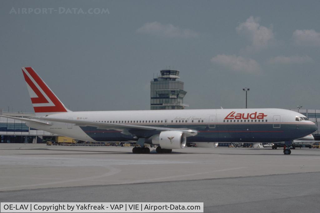 OE-LAV, 1989 Boeing 767-3Z9/ER C/N 24628, Lauda Air Boeing 767-300