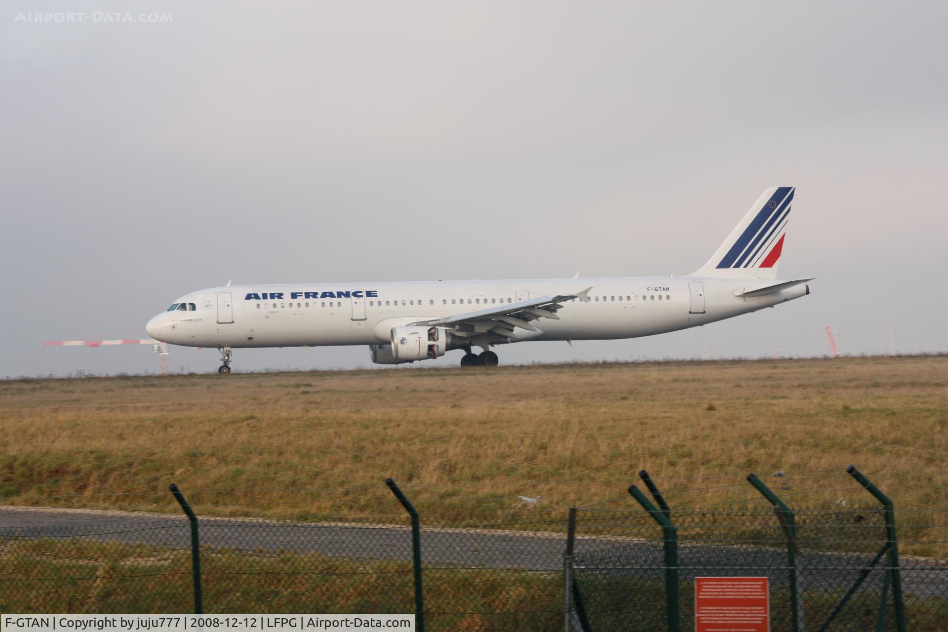 F-GTAN, 2007 Airbus A321-211 C/N 3051, on landing at CDG