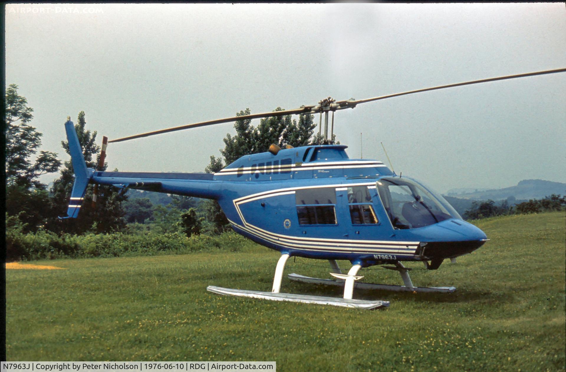 N7963J, 1971 Bell 206A JetRanger C/N 685, This JetRanger II was at the 1976 Reading Airshow in Pennsylvania
