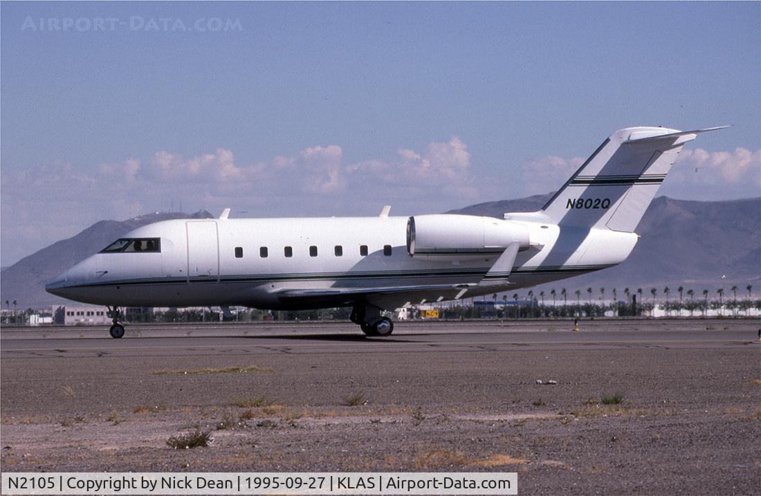 N2105, Canadair Challenger 600 (CL-600-1A11) C/N 1010, KLAS (Seen here at NBAA as N802Q this aircraft is currently registered N2105 as posted)