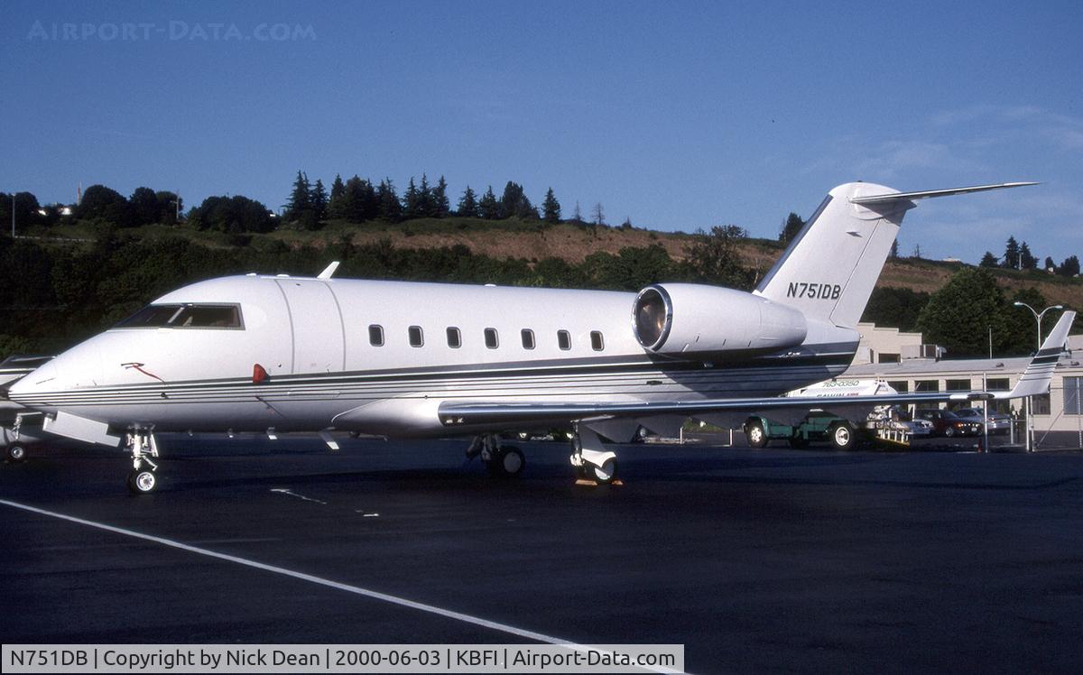 N751DB, 1982 Canadair Challenger 600 (CL-600-1A11) C/N 1075, KBFI (Seen here as N751DB is now registered N450AJ)