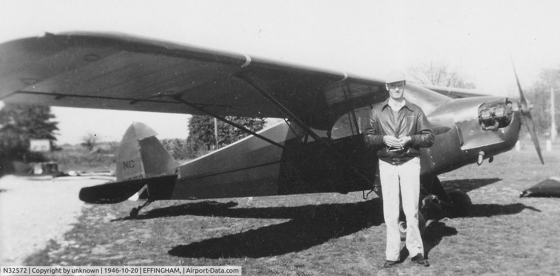 N32572, 1940 Piper J5A Cub Cruiser C/N 5336, J. W. Wylde
